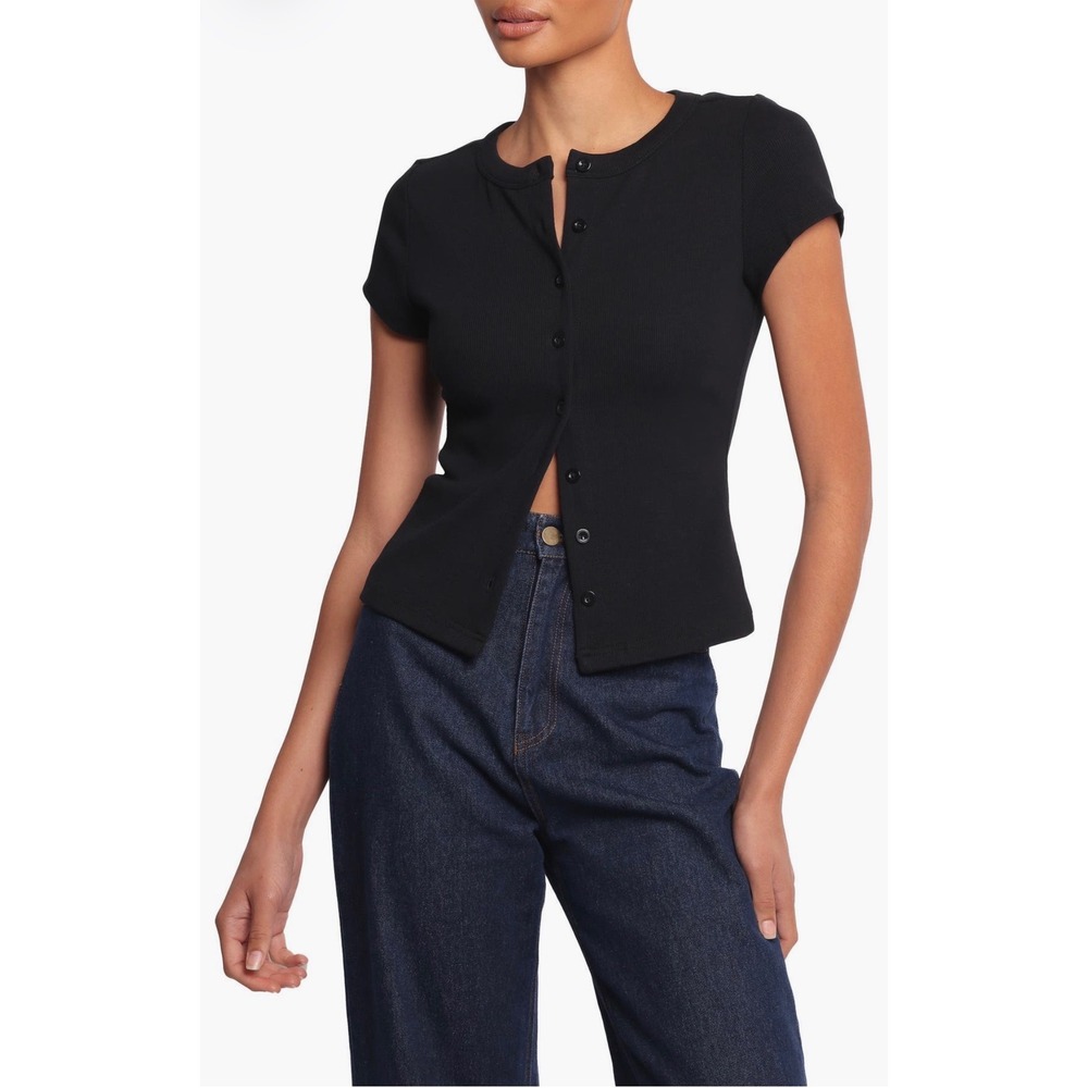 Petal & Pup Women's Tylarah Ribbed Short Sleeve Cardigan Top Black S Minimalist